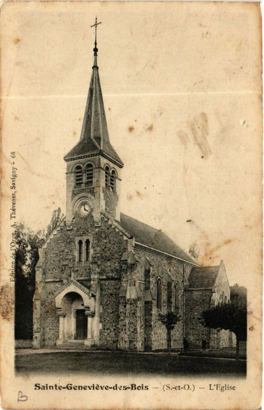 Carte postale ancienne Sainte-Genevieve-des-Bois - L'Eglise à Sainte-Geneviève-des-Bois