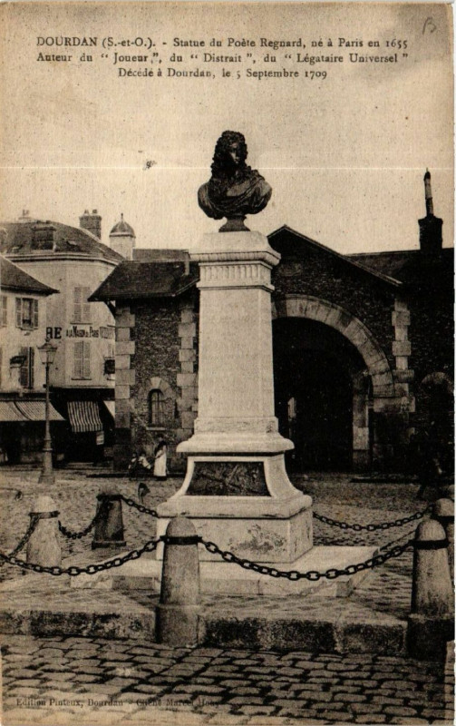 Carte postale ancienne Dourdan - Statue de Poete Regnard à Dourdan
