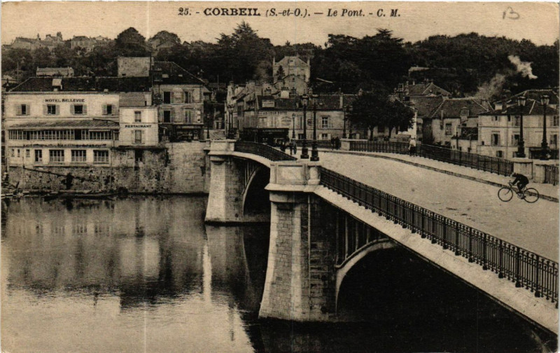Carte postale ancienne Corbeil - Le Pont