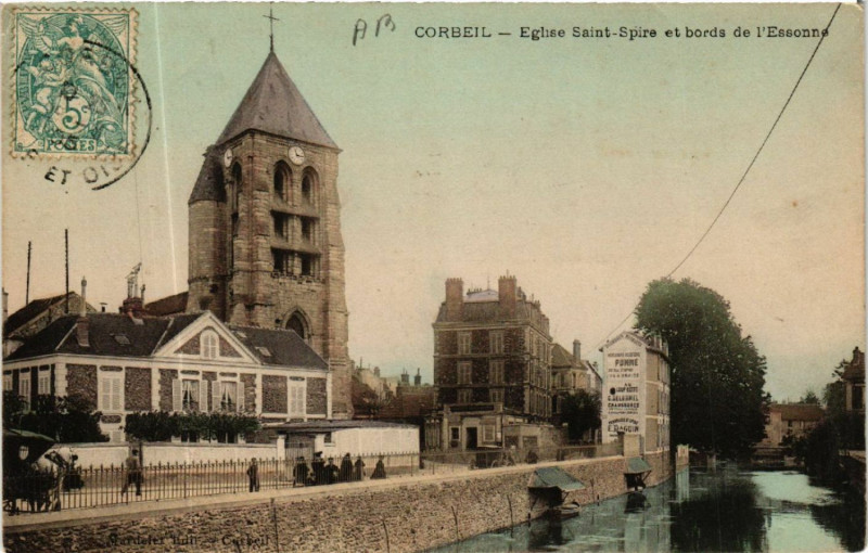 Carte postale ancienne Corbeil - Eglise Saint-Spire et bords de l'Essonne