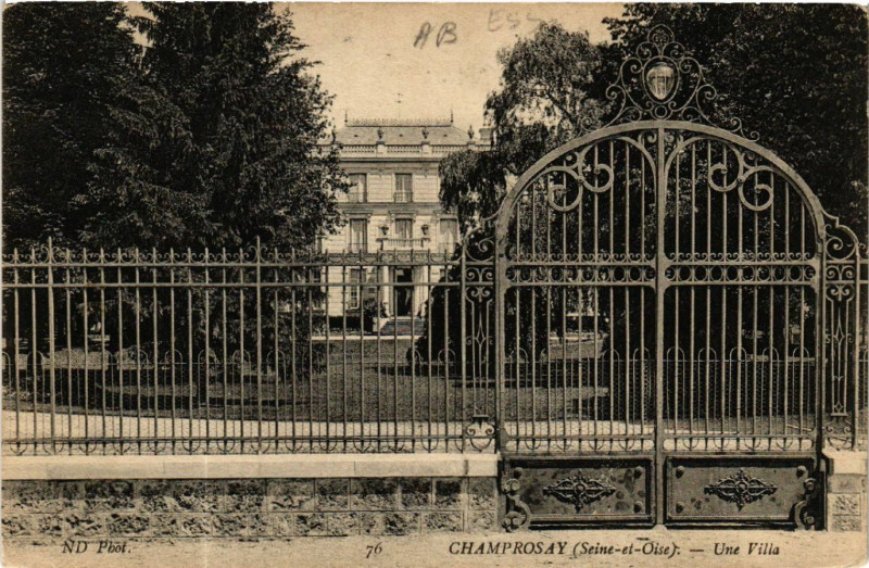 Carte postale ancienne Champrosay - Une Villa