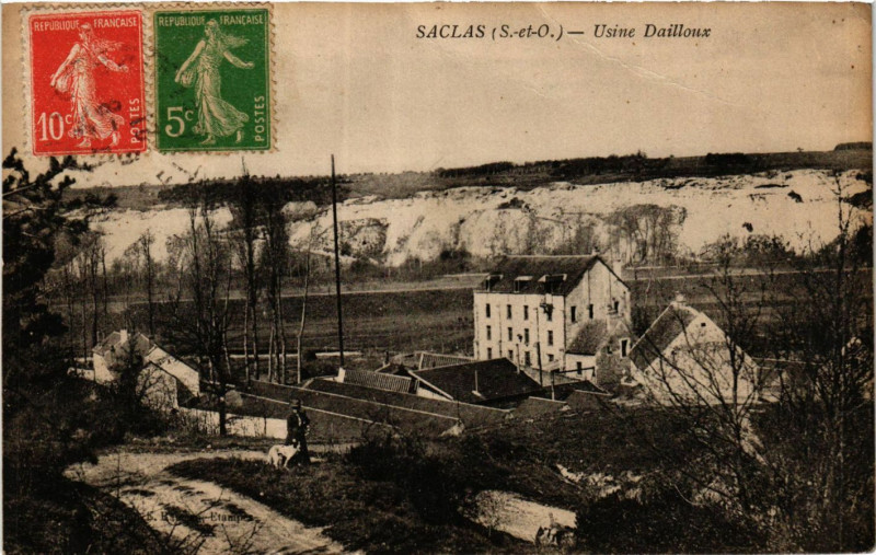 Carte postale ancienne Saclas - Usine Dailloux à Saclas