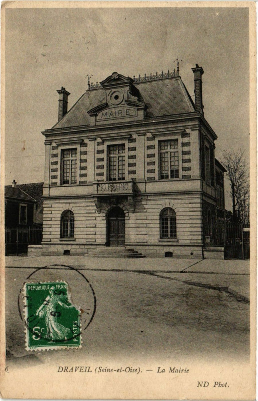 Carte postale ancienne Draveil - La Mairie à Draveil