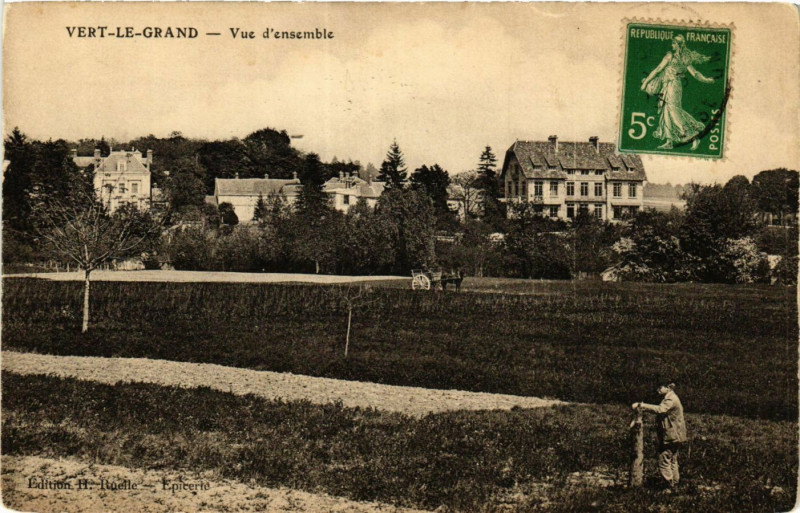 Carte postale ancienne Vert-le-Grand - Vue d'ensemble à Vert-le-Grand
