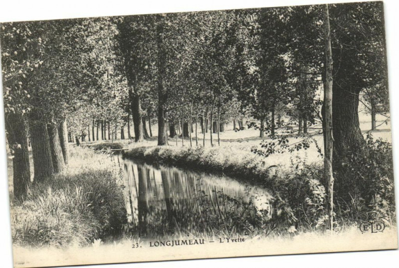Carte postale ancienne Longjumeau - l'Yvette à Longjumeau