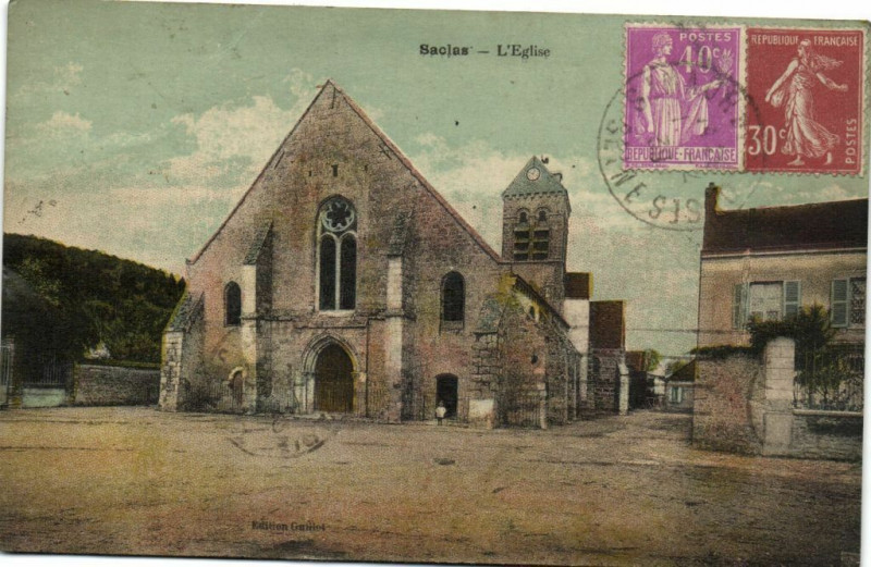 Carte postale ancienne Saclas - L'Eglise à Saclas