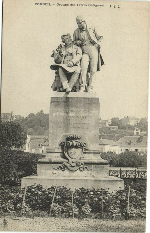 Carte postale ancienne Corbeil - Groupe des Fréres Galignam