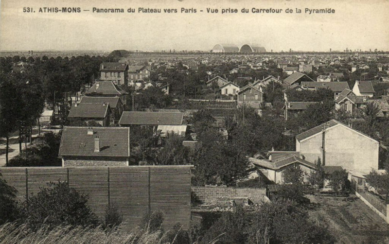 Carte postale ancienne Athis Mons-Panorama du Plateau vers Paris à Athis-Mons