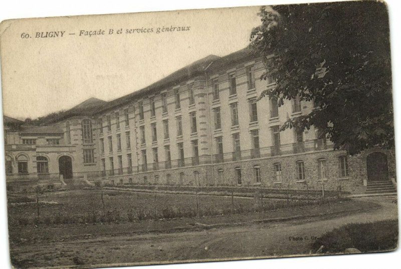 Carte postale ancienne Bligny-Facade B et services généraux à Igny