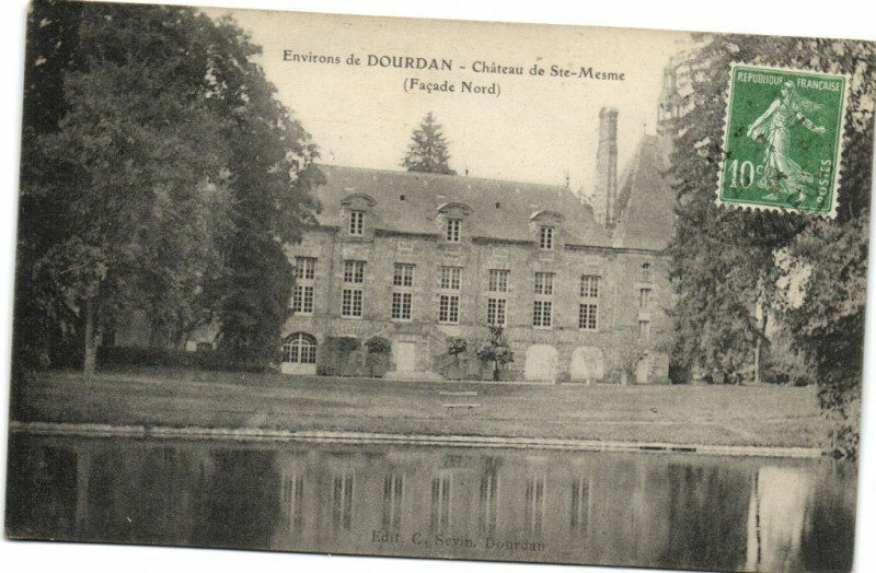 Carte postale ancienne Environs de Dourdan-Cháteau deSainte-Mesme à Dourdan