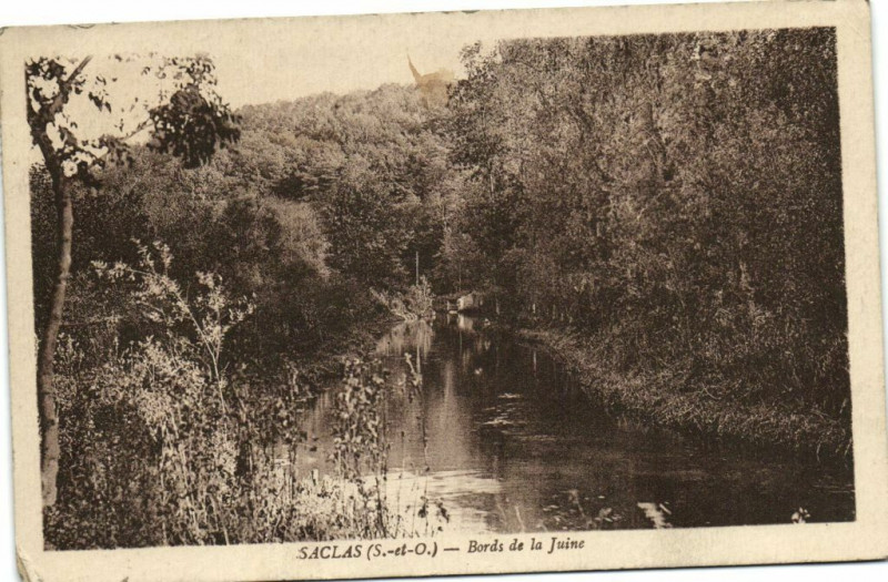 Carte postale ancienne Saclas-Bords de la Juine à Saclas