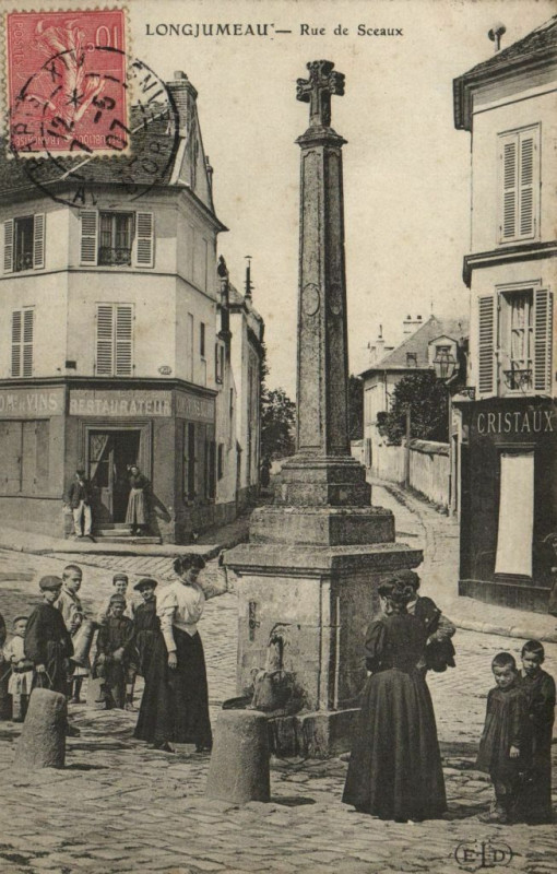 Carte postale ancienne Longjumeau-Rue de Sceaux à Longjumeau