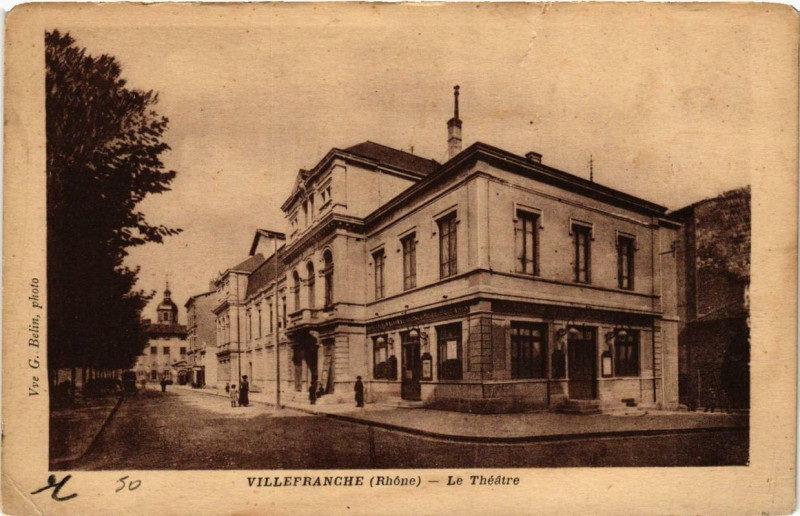 Carte postale ancienne Villefranche Le Théatre