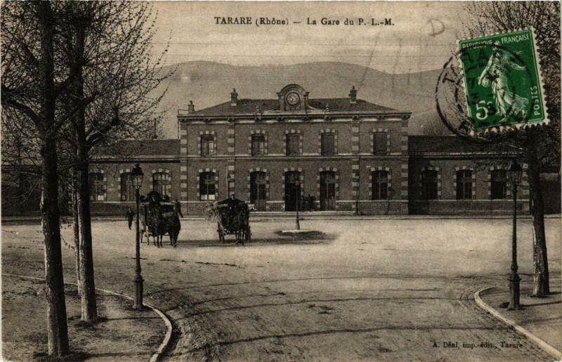 Carte postale ancienne Tarare La Gare à Tarare