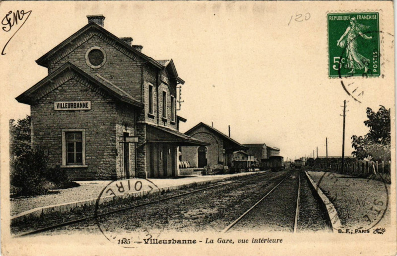 Carte postale ancienne La Gare, vue intérieure à Villeurbanne