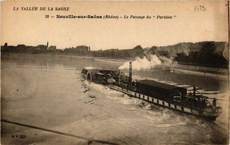 Carte postale ancienne Neuville-sur-Saone - Le Passage du Parisien à Neuville-sur-Saône