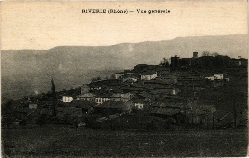Carte postale ancienne Riverie - Vue générale à Riverie