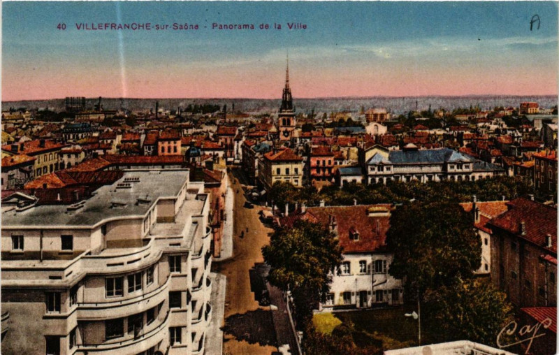Carte postale ancienne Villefranche-sur-Saone Panorama de la Ville à Villefranche-sur-Saône
