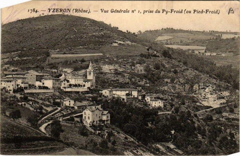Carte postale ancienne Ytzeron Vue générale no 1, prise du Py-Froid