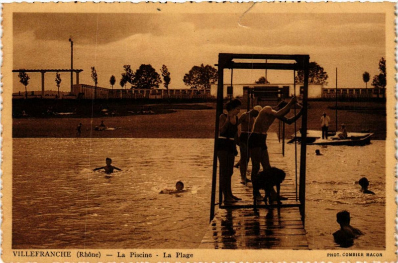 Carte postale ancienne Villefranche La Piscine - La Plage