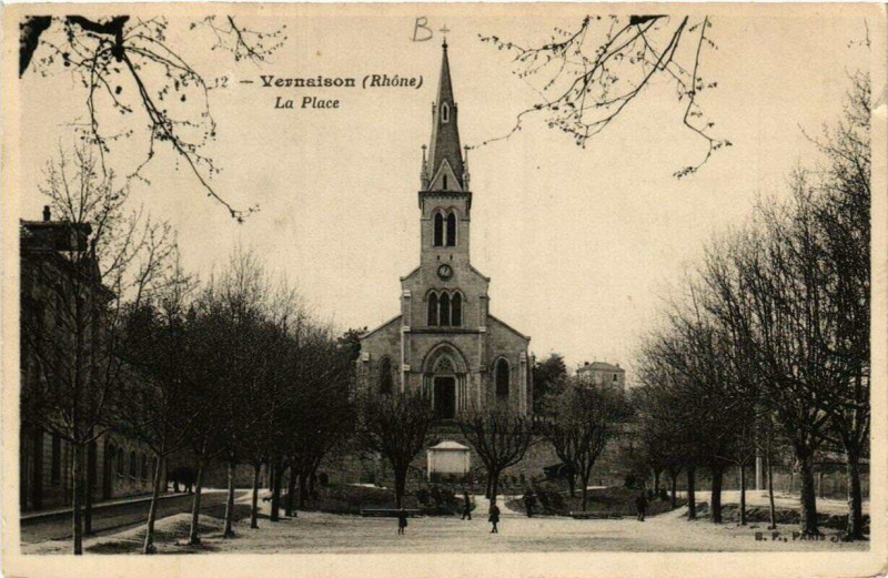 Carte postale ancienne Vernaison La Place à Vernaison