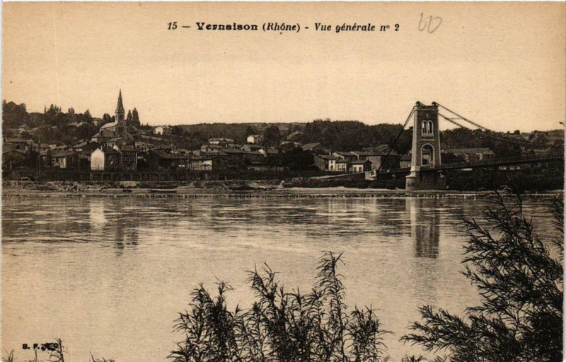 Carte postale ancienne Vernaison Vue générale à Vernaison