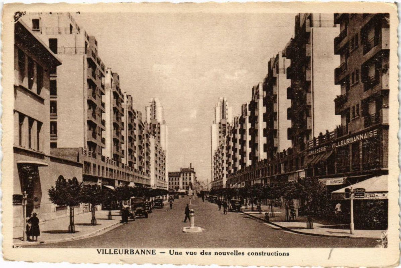 Carte postale ancienne Villeurbanne Une vue des nouvelles constructions à Villeurbanne