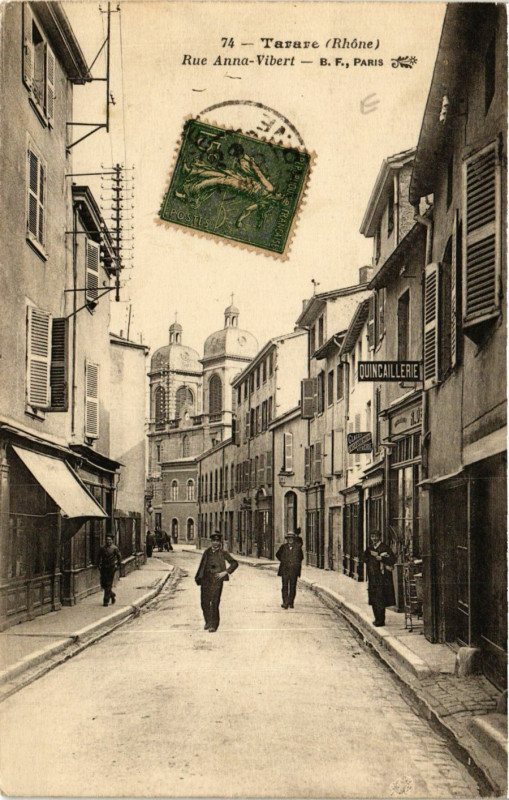 Carte postale ancienne Tarare - Rue Anna-Vibert à Tarare