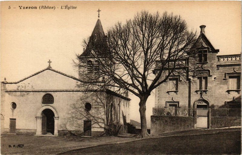 Carte postale ancienne Ytzeron Eglise