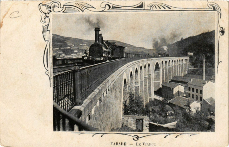 Carte postale ancienne Tarare - Le Viaduc à Tarare