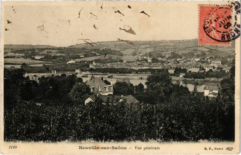 Carte postale ancienne Neuville-sur-Saone - Vue Generale à Neuville-sur-Saône