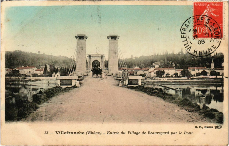 Carte postale ancienne Villefranche-sur-Saone - Entree du Village de Beauregard à Villefranche-sur-Saône