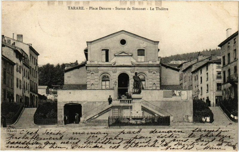 Carte postale ancienne Tarare - Place Denave - Statue de Simonet - Le Theatre à Tarare