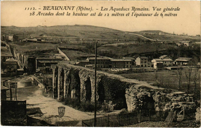 Carte postale ancienne Beaunant - Les Aqueducs Romains - Vue Generale