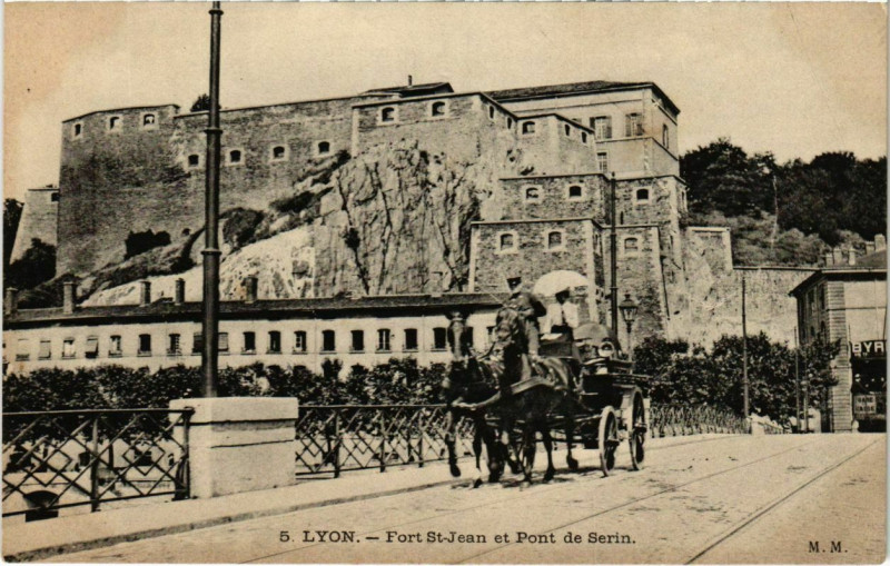 Carte postale ancienne Lyon- Fort St Jean et Pont de Serin France à Lyon