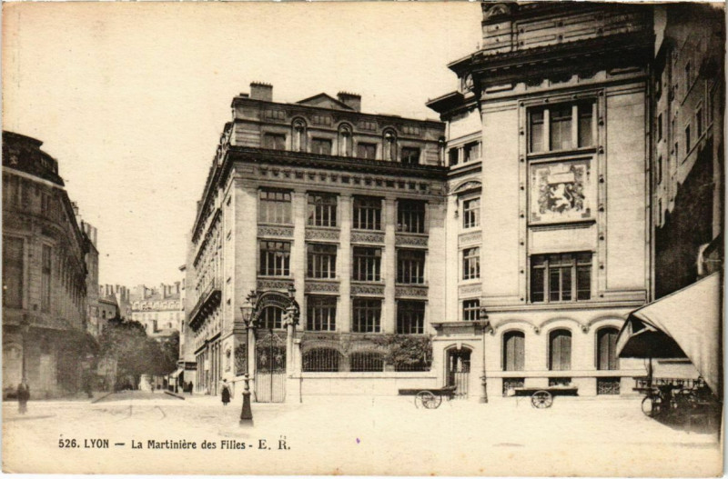 Carte postale ancienne Lyon- La Martiniere des Filles France à Lyon