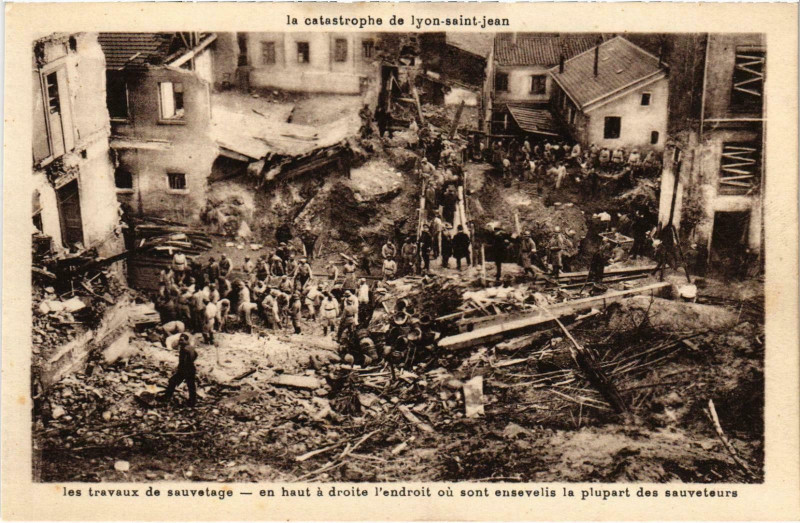 Carte postale ancienne La catastrophe de Lyon St-Jean Rhone à Lyon