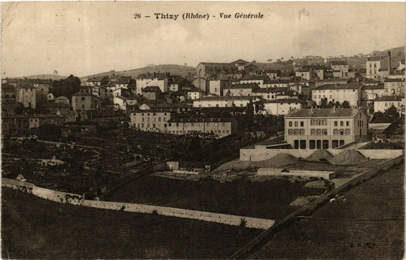 Carte postale ancienne Thizy - Vue generale