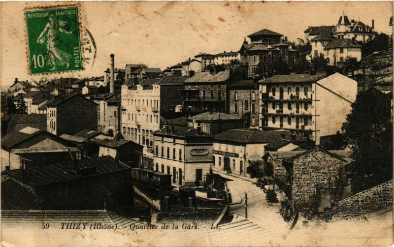 Carte postale ancienne Thizy - Quartier de la Gare