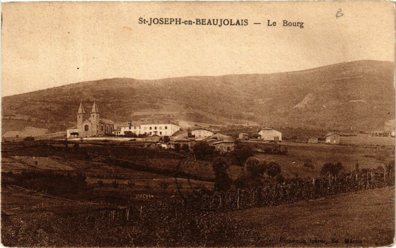 Carte postale ancienne St Joseph en Beaujolais - Le Bourg