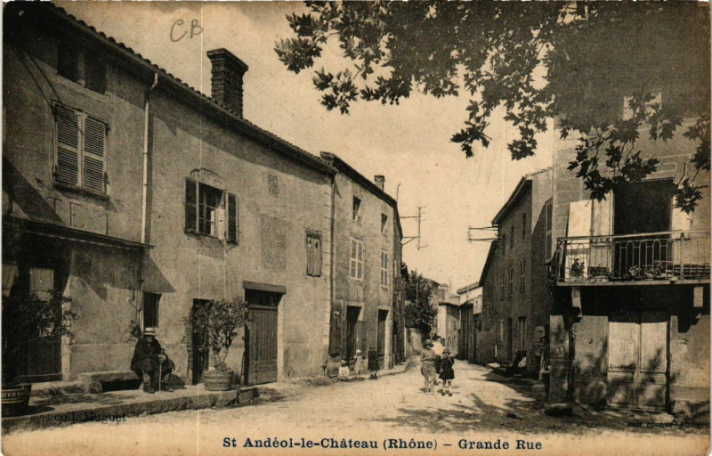Carte postale ancienne St Andeol le Chateau - Grande Rue