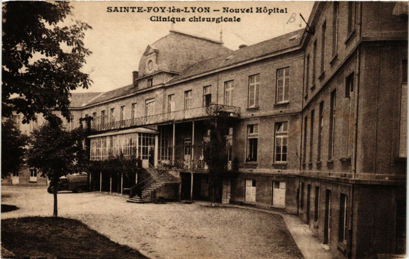Carte postale ancienne Sainte Foy les Lyon - Nouvel Hopital Clinique à Sainte-Foy-lès-Lyon