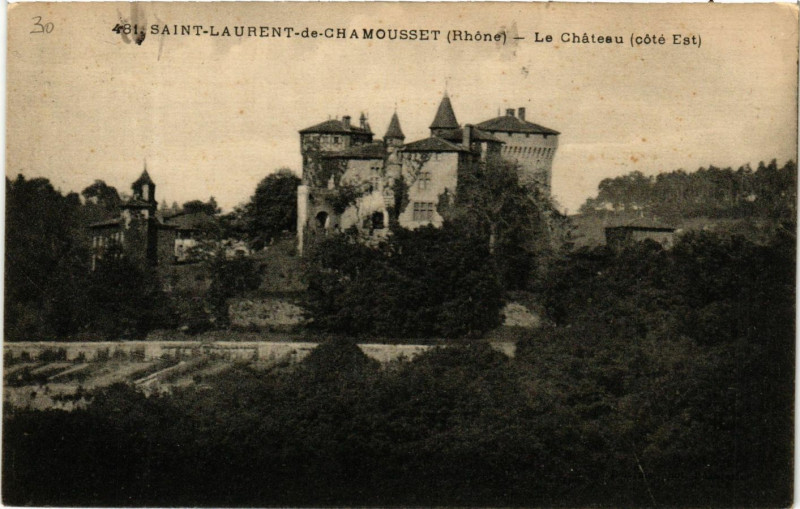Carte postale ancienne Saint Laurent de Chamousset - Le Chateau à Saint-Laurent-de-Chamousset