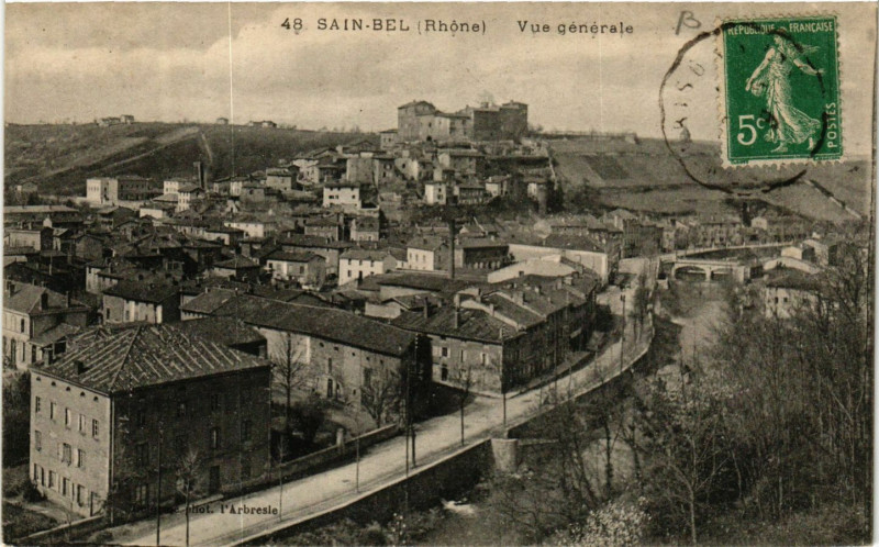 Carte postale ancienne Sain Bel - Vue generale à Sain-Bel