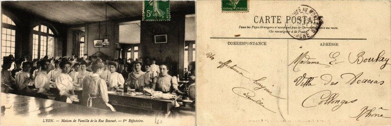 Carte postale ancienne Lyon Maison de Famille de la rue Boussuet 1er Refectoire. à Lyon