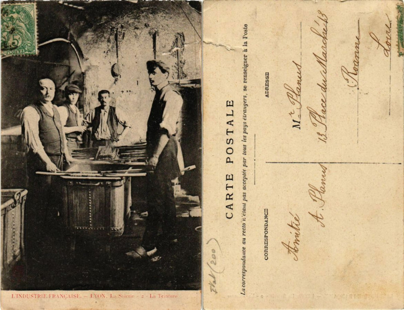 Carte postale ancienne Lyon La Soierie. La Teinture. à Lyon