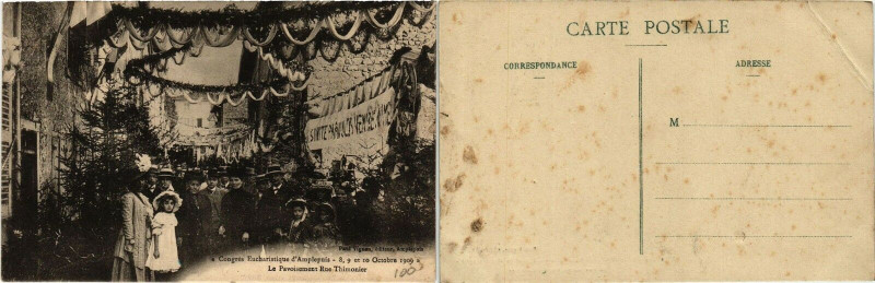 Carte postale ancienne Congres Eucharistique d'Amplepuis Le Pavoisement Rue Thimonier. à Amplepuis