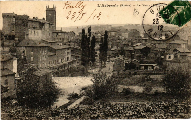 Carte postale ancienne L'Arbresle Le Vieux Quartier à L'Arbresle