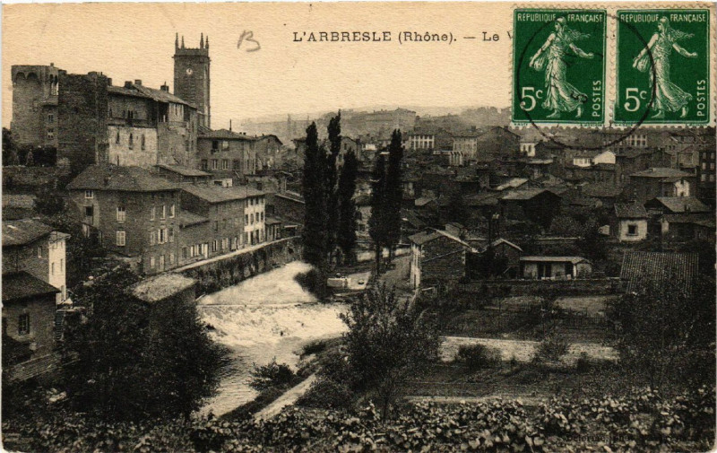 Carte postale ancienne L'Arbresle Le Vieux Chateau à L'Arbresle