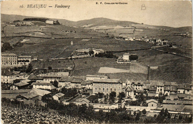 Carte postale ancienne Beaujeu Faubourg à Beaujeu